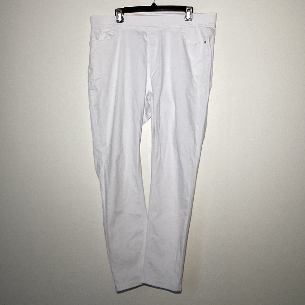 Chic Soul White Straight Leg Pants